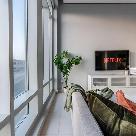 Guestready Holiday Homes - Modern Loft In Downtown Dubai Buitenkant foto