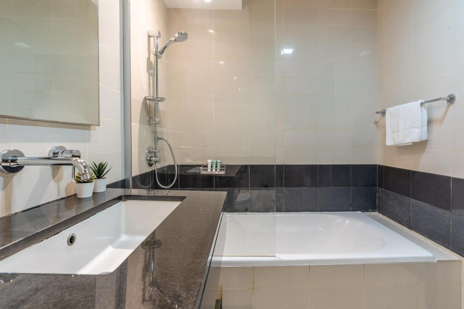 Guestready Homes - Modern Loft In Downtown * Дубай